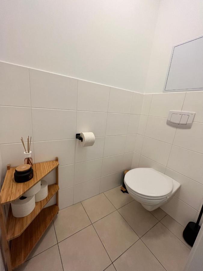 Penthouse Near Central Station With Free Parking Відень Екстер'єр фото